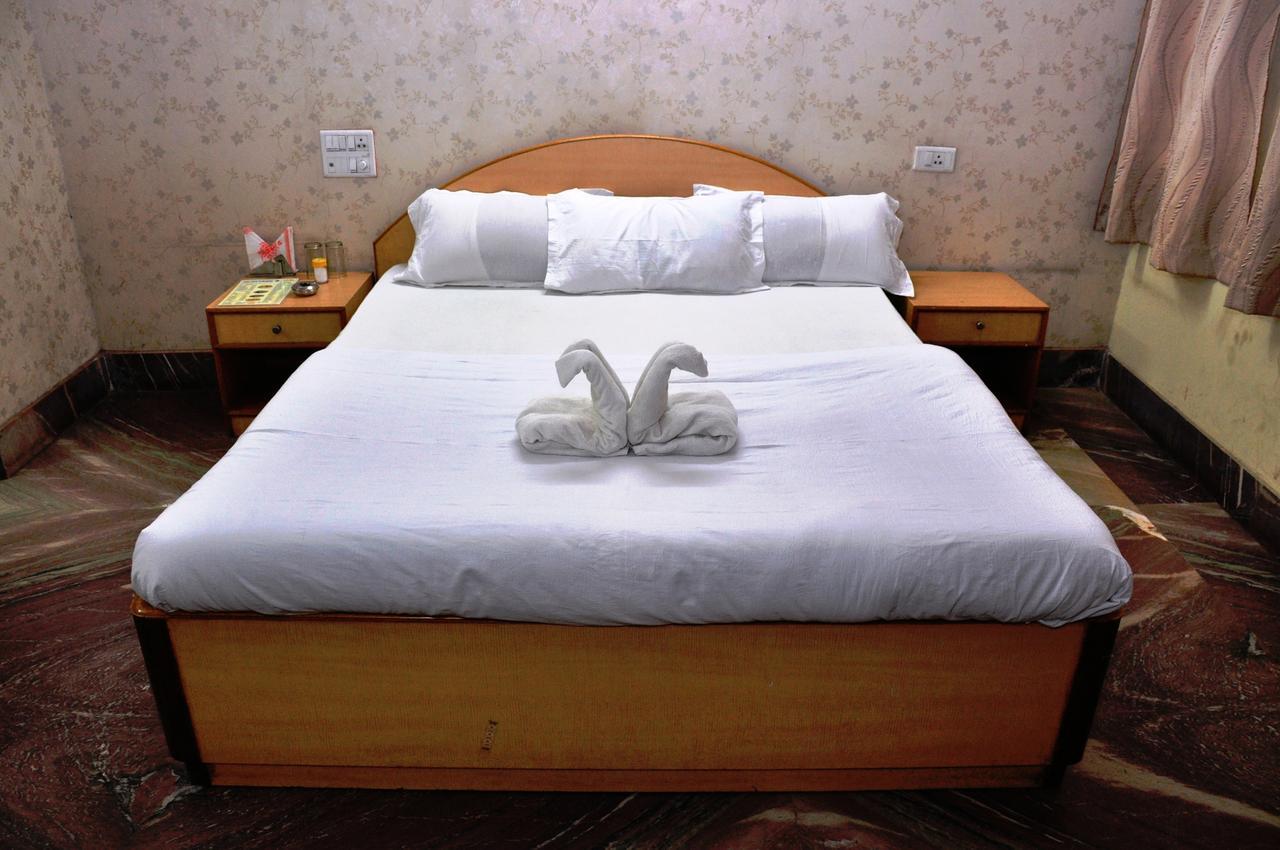 Hotel Aastha in Rourkela Buitenkant foto