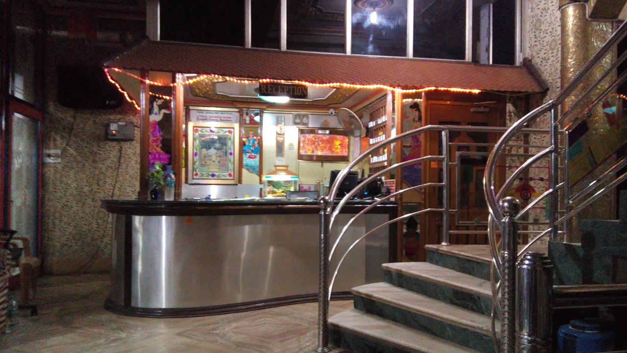 Hotel Aastha in Rourkela Buitenkant foto