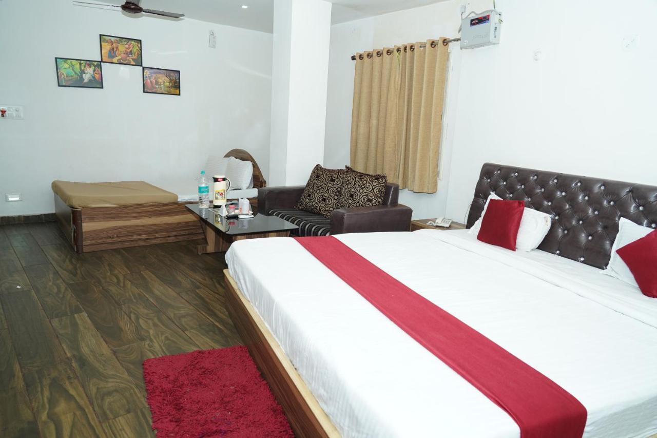 Hotel Aastha in Rourkela Buitenkant foto