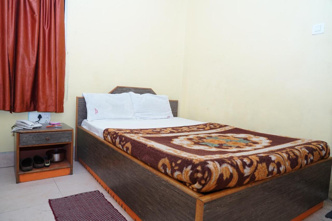 Hotel Aastha in Rourkela Buitenkant foto