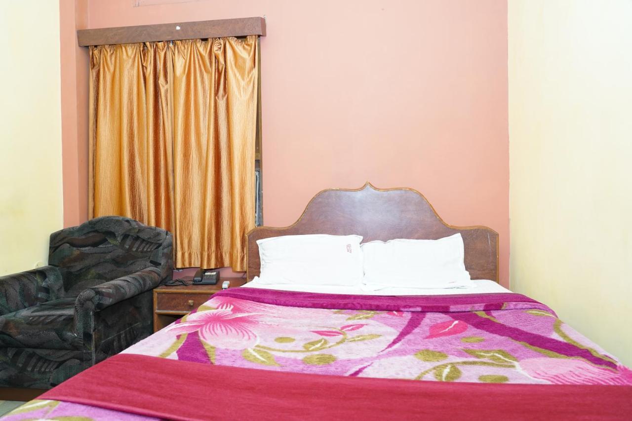 Hotel Aastha in Rourkela Buitenkant foto
