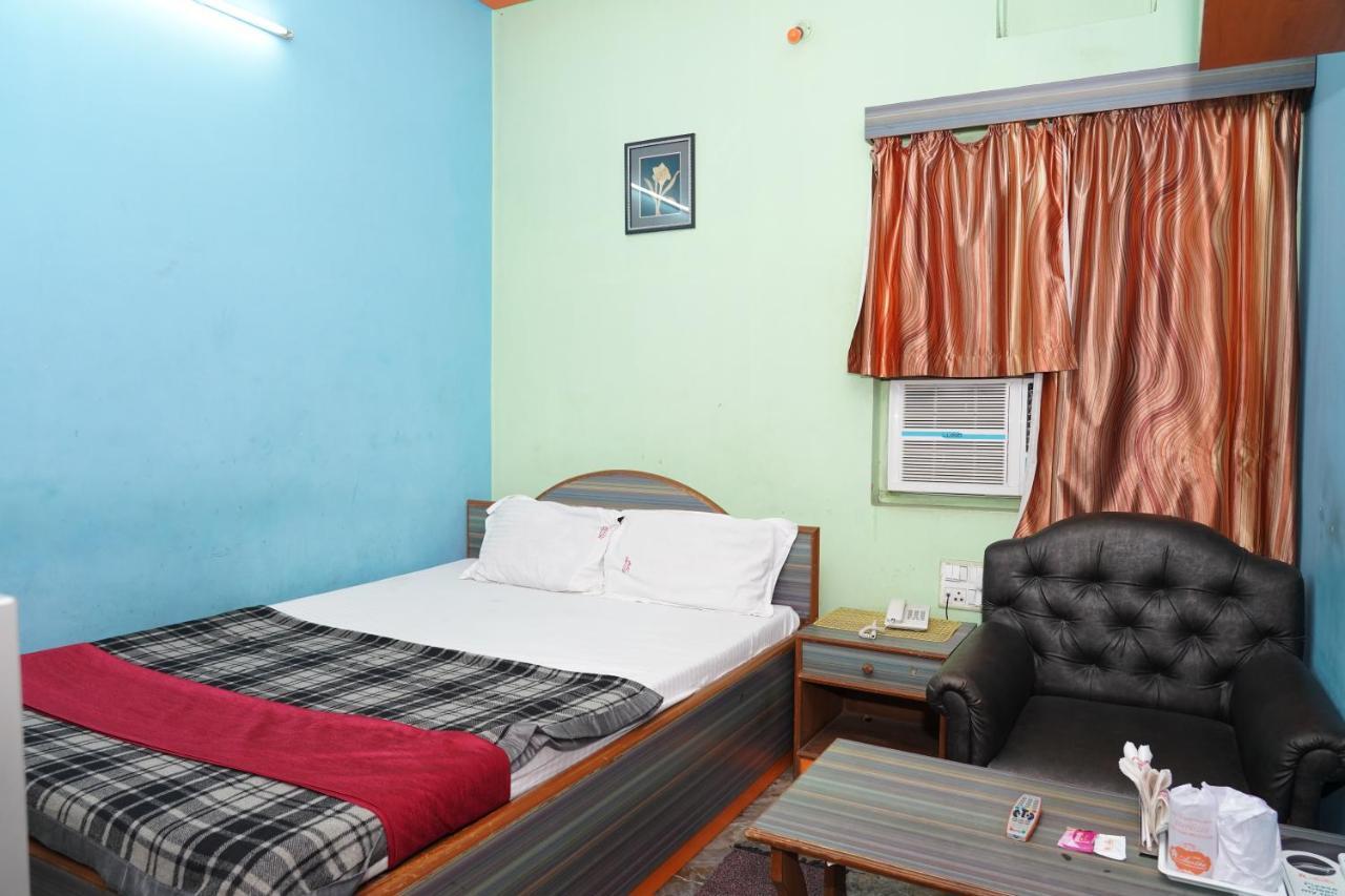 Hotel Aastha in Rourkela Buitenkant foto